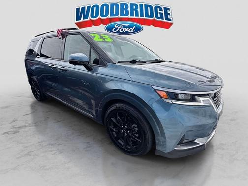 2023 Kia Carnival SX