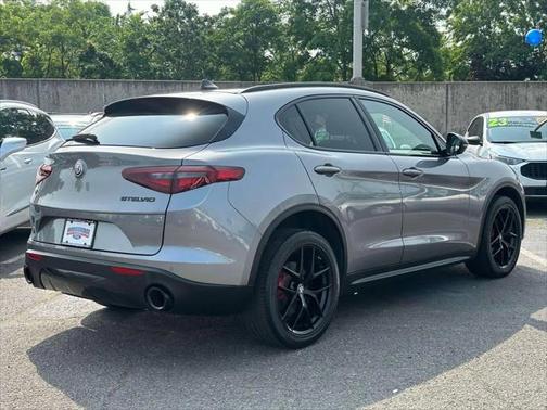 2019 Alfa Romeo Stelvio Base