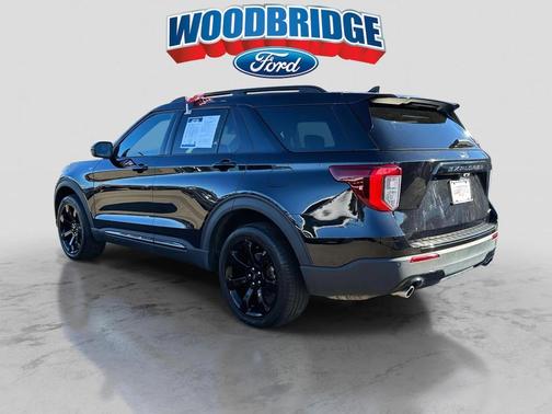 2022 Ford Explorer ST-Line