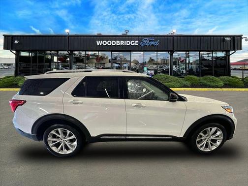2022 Ford Explorer Platinum