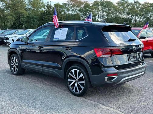 2022 Volkswagen Taos 1.5T SE