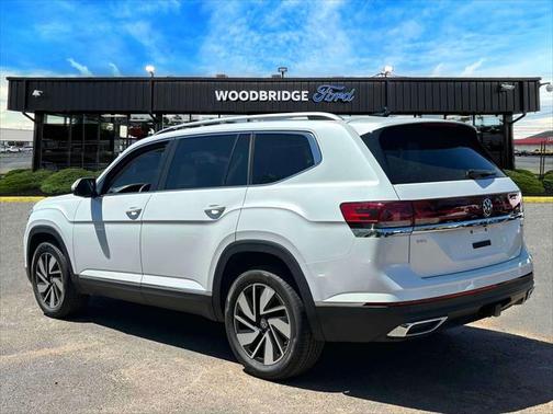 2024 Volkswagen Atlas 2.0T SEL