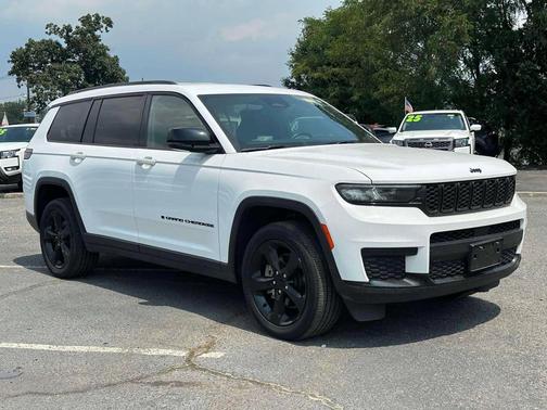 2023 Jeep Grand Cherokee L Altitude