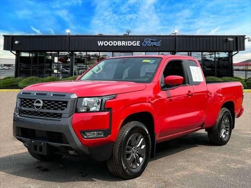 2025 Nissan Frontier SV