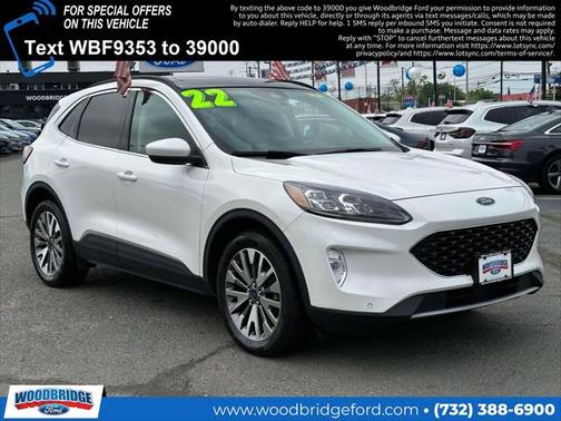 2022 Ford Escape Titanium