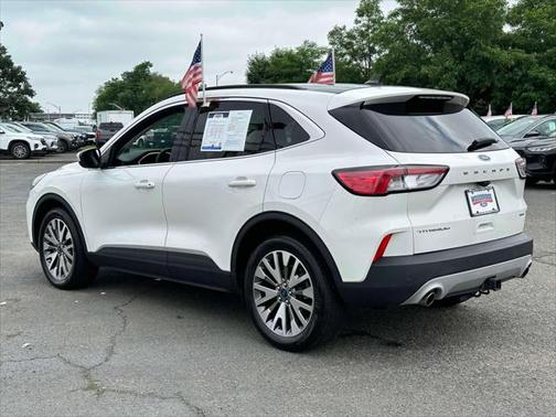 2022 Ford Escape Titanium