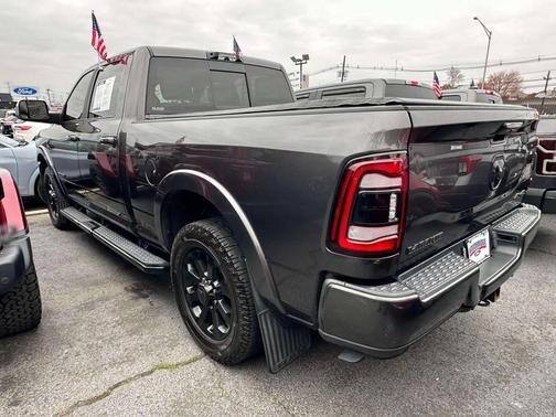 2021 RAM 2500 Laramie Crew Cab 4x4 6'4' Box