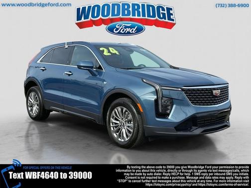 2024 Cadillac XT4 Premium Luxury