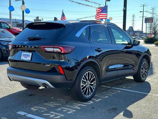 2024 Ford Escape PHEV Base