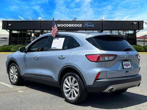 2022 Ford Escape Titanium
