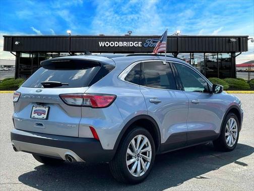 2022 Ford Escape Titanium