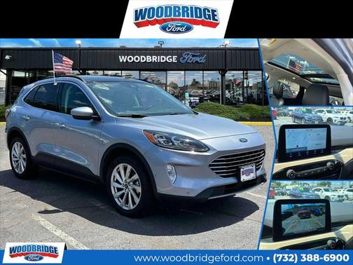 2022 Ford Escape Titanium