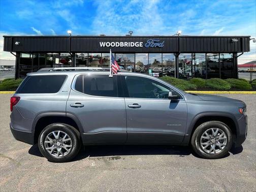 2022 GMC Acadia AWD SLT