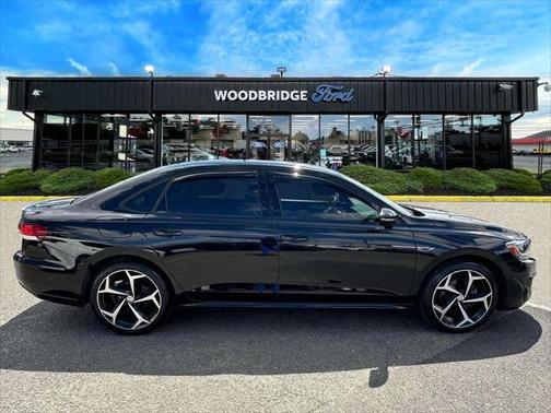 2021 Volkswagen Passat 2.0T R-Line