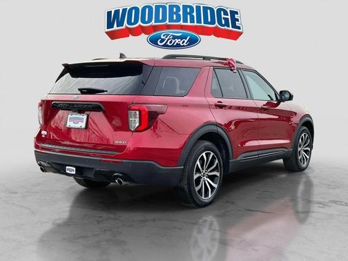 2022 Ford Explorer ST-Line