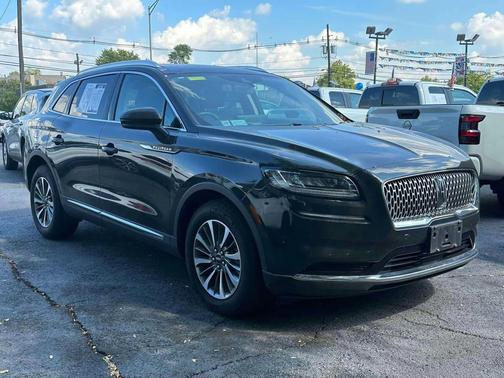 2022 Lincoln Nautilus Reserve