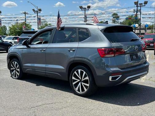 2022 Volkswagen Taos 1.5T SE