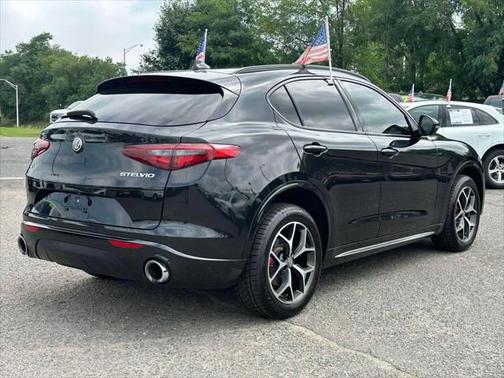 2020 Alfa Romeo Stelvio Ti Sport