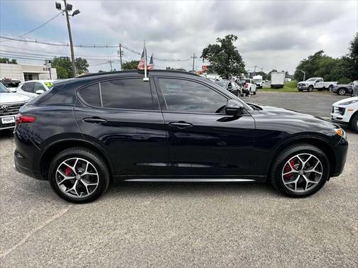 2020 Alfa Romeo Stelvio Ti Sport