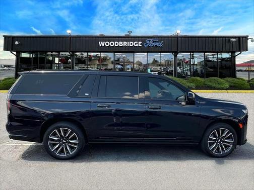 2023 Cadillac Escalade ESV Sport Platinum