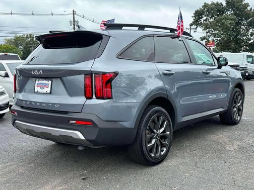 2022 Kia Sorento SX