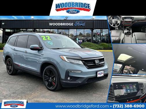 2022 Honda Pilot AWD Black Edition