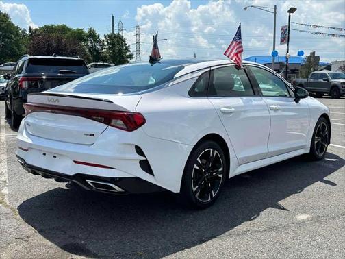 2022 Kia K5 GT-Line