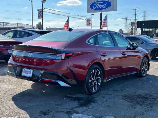 2025 Hyundai SONATA SEL