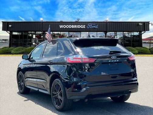 2022 Ford Edge ST Line