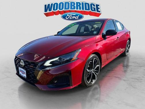 2025 Nissan Altima SR FWD