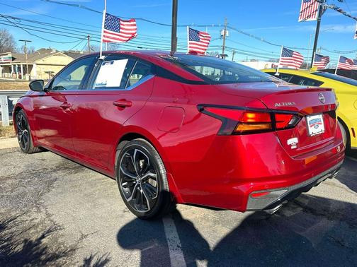 2025 Nissan Altima SR FWD