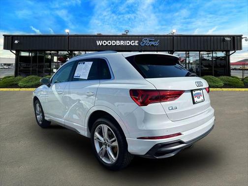 2022 Audi Q3 45 S line Premium Plus