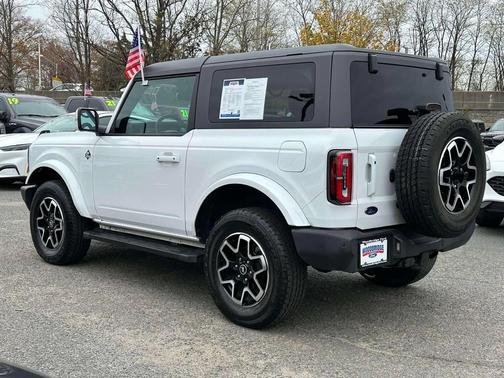 2023 Ford Bronco Outer Banks