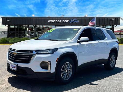 2022 Chevrolet Traverse LT Leather