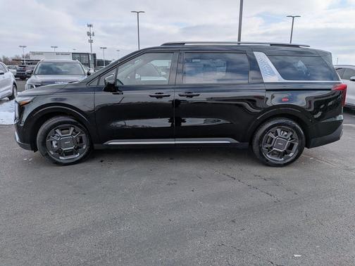 2026 Kia Carnival SX