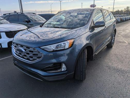 2019 Ford Edge Titanium