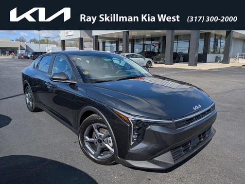 2026 Kia K4 LXS