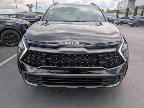 Ebony Black 2024 Kia Sportage X-Line