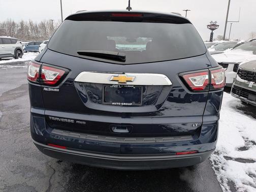 2017 Chevrolet Traverse 2LT