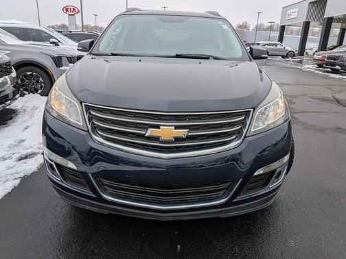 2017 Chevrolet Traverse 2LT