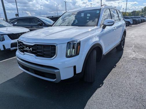 2023 Kia Telluride S