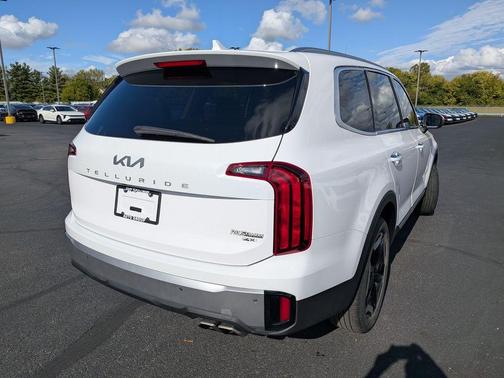 2023 Kia Telluride S