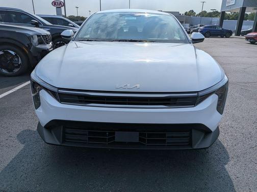 2025 Kia K4 LX
