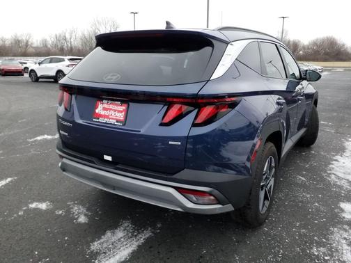 2025 Hyundai TUCSON SEL