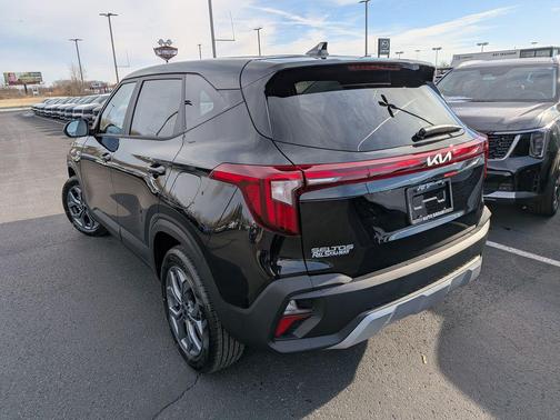 2026 Kia Seltos LX