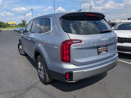 2025 Kia Telluride LX
