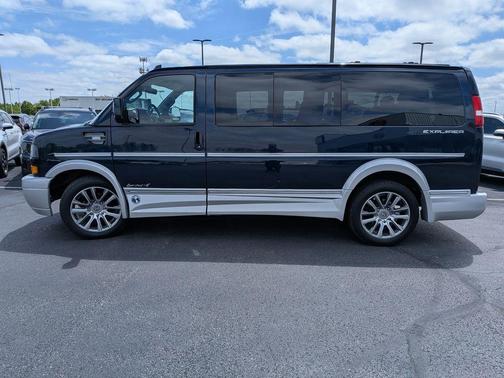 01U 2021 GMC Savana 2500 Work Van