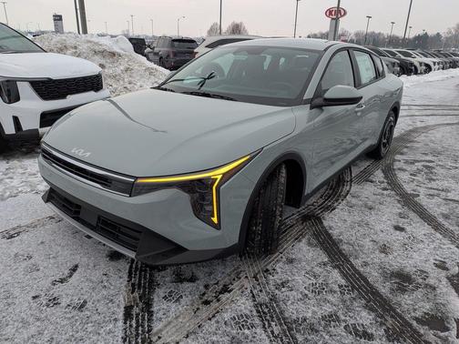 2026 Kia K4 EX
