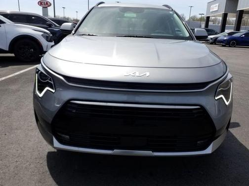 2025 Kia Niro EX Touring