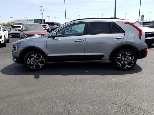 2025 Kia Niro EX Touring